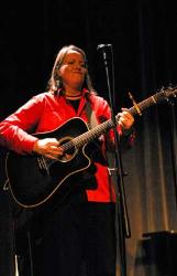Jen Todd Girls Need Guitars Benefit 2005